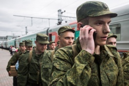 Призывники из Башкирии получили мобильные телефоны и SIM-карты по проекту «Послужим России вместе» Призывники из Башкирии получили мобильные телефоны и SIM-карты по проекту «Послужим России вместе»